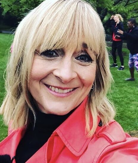 Todays Wank Target..Louise Minchin Loves To Watch Us Wank