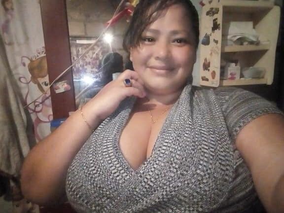 alondra saldana tetuda tetas grandes gigantes