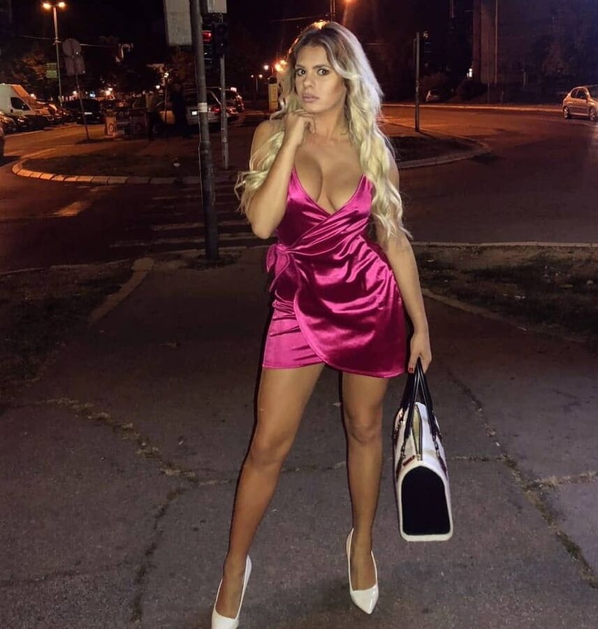 Serbian hot babe Marijana Zonjic