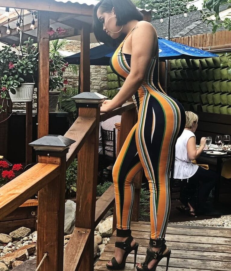 bigbootyebony