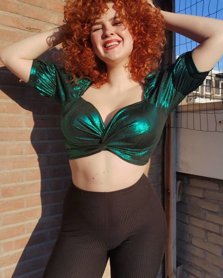 Curly Redhead Fabienne