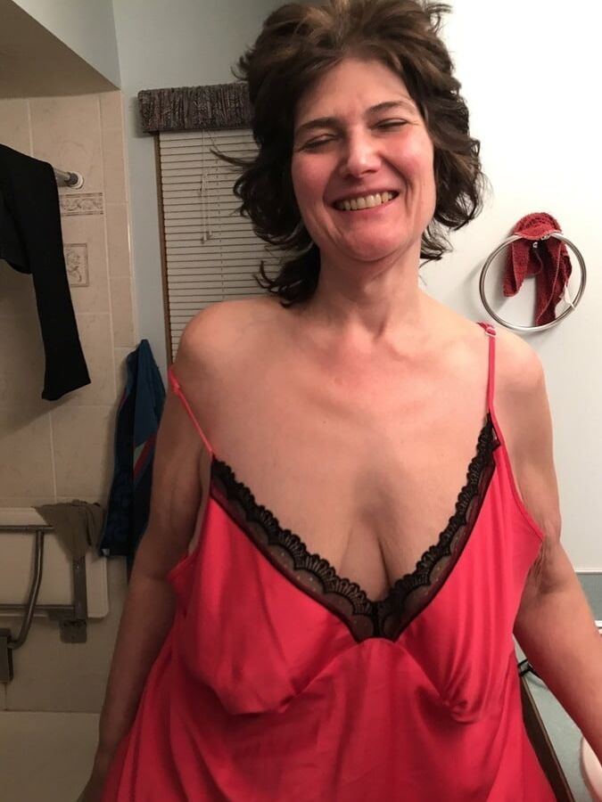 We expect cum in the face