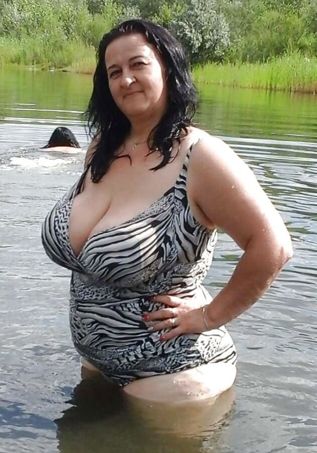 Heavy mature tits