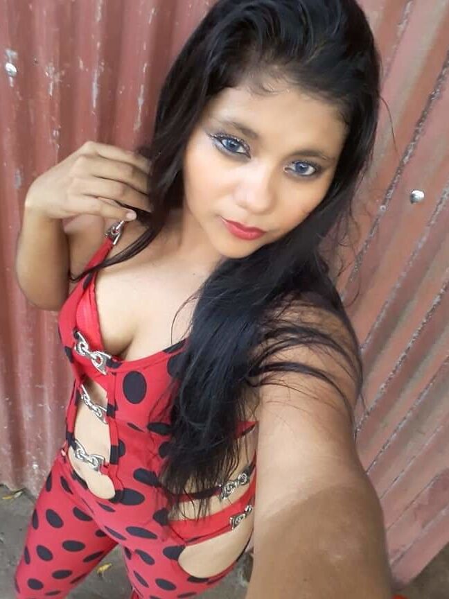 Mariela, a sexy mature, dirty, bitch and perverse to fuck