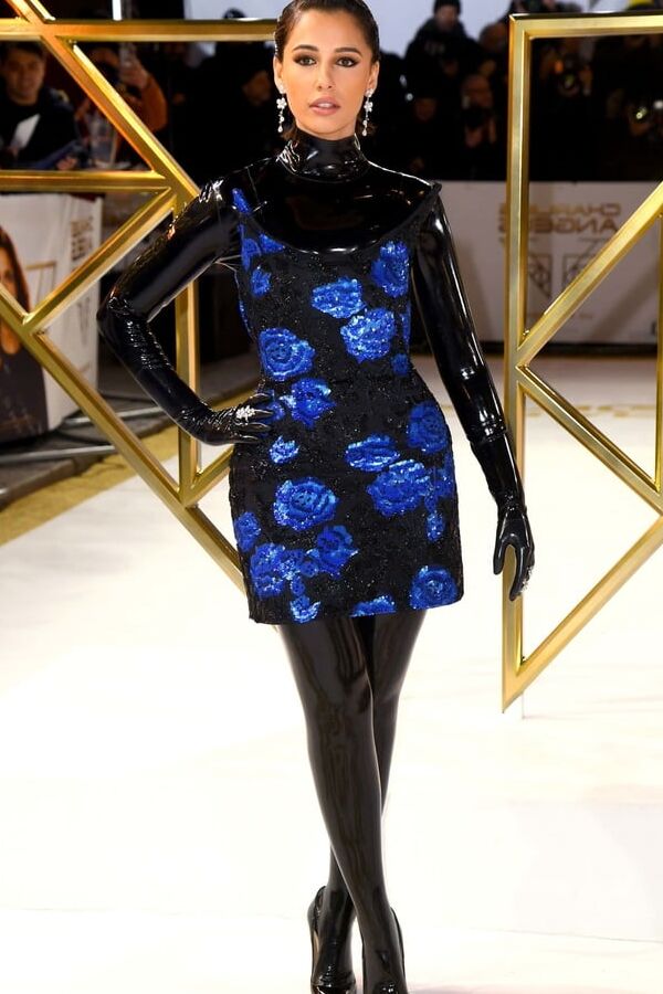 Naomi Scott in PVC