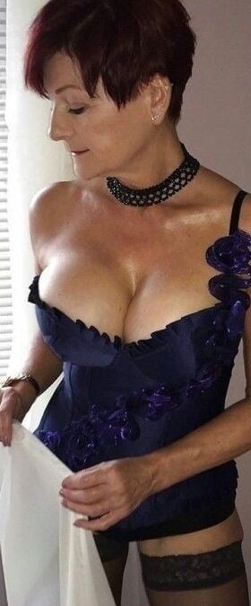 I Want to Fuck your Hot Mom