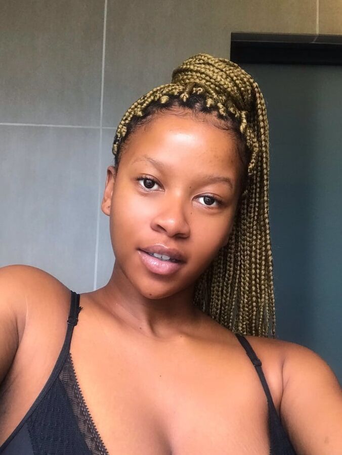 African Mia Khalfia