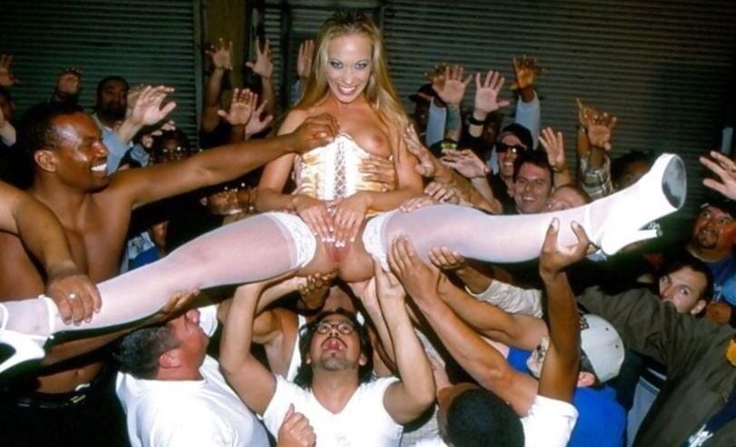 STRIPPERS RISKING GROPING AND TICKLING