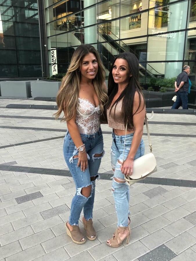 SEXY And Preppy Massachusett Girls
