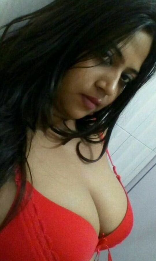 indian unaware hotwife exposed by cuckold husband
