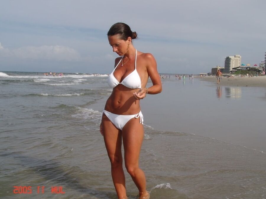Exposed - Fit Brunette Milf Shows Beautiful Body