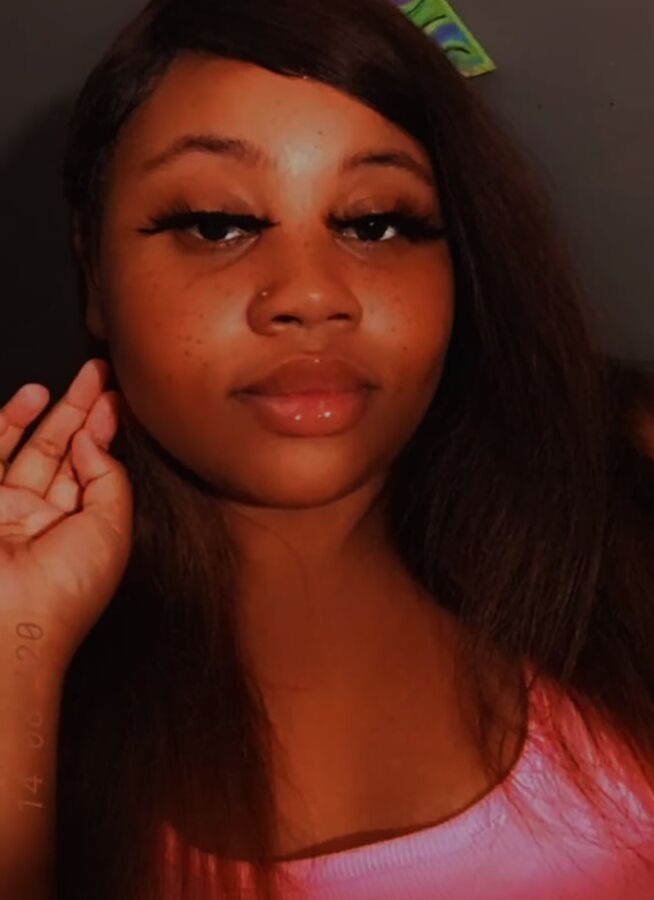Wet Mouf Milfs &amp; big Lips