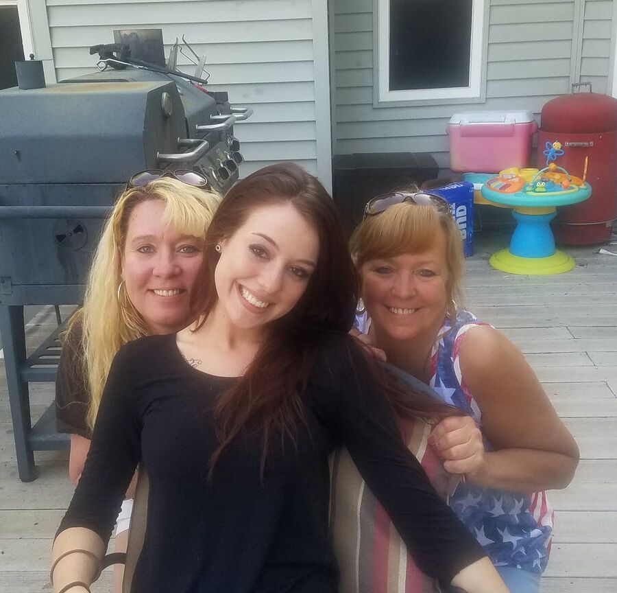 .Michigan wife shared by hubby