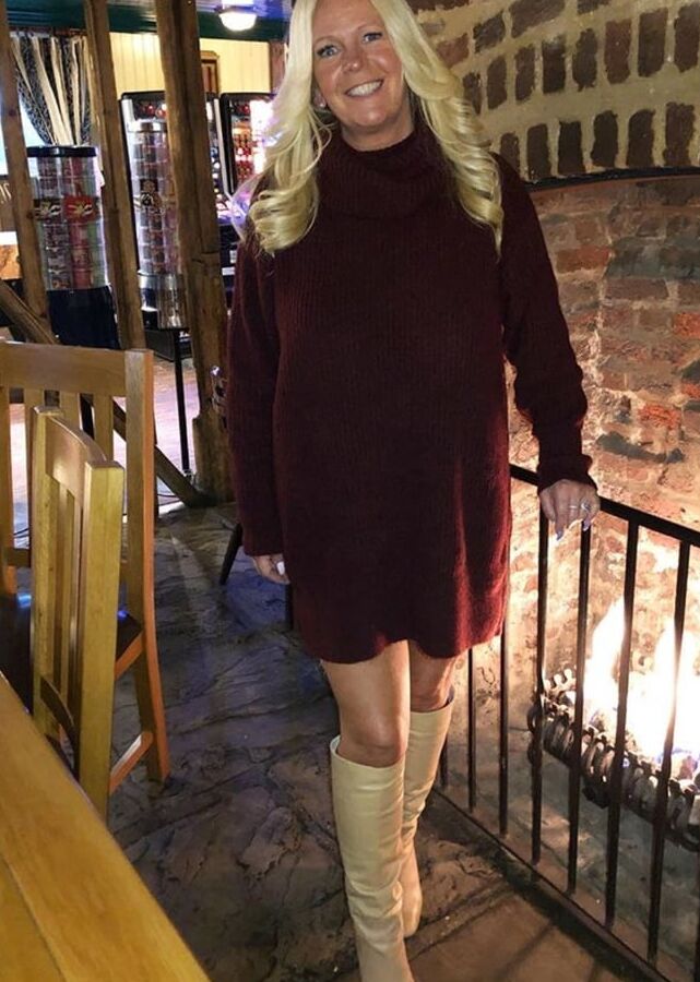 Insta Milfs &amp; Gilfs Wearing Boots no.