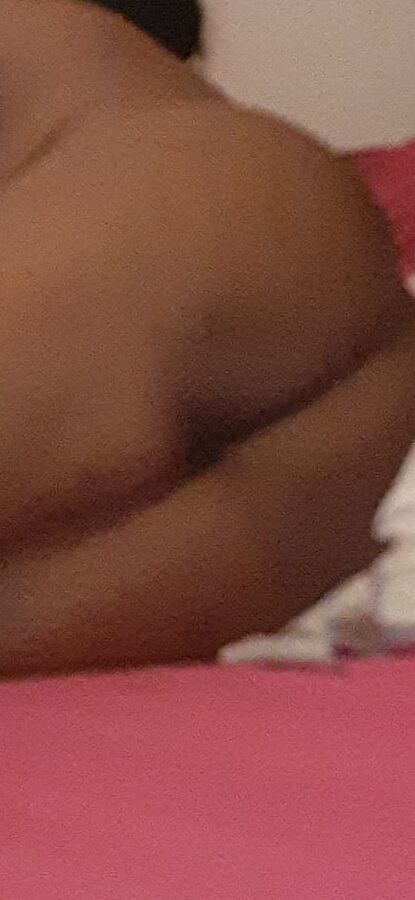 CORONAVIRUS buttnaked