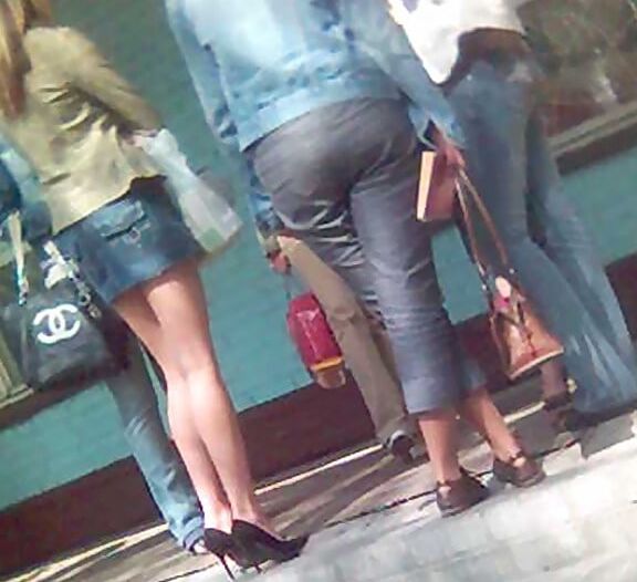 Anoter one good friends pantyhose and heels