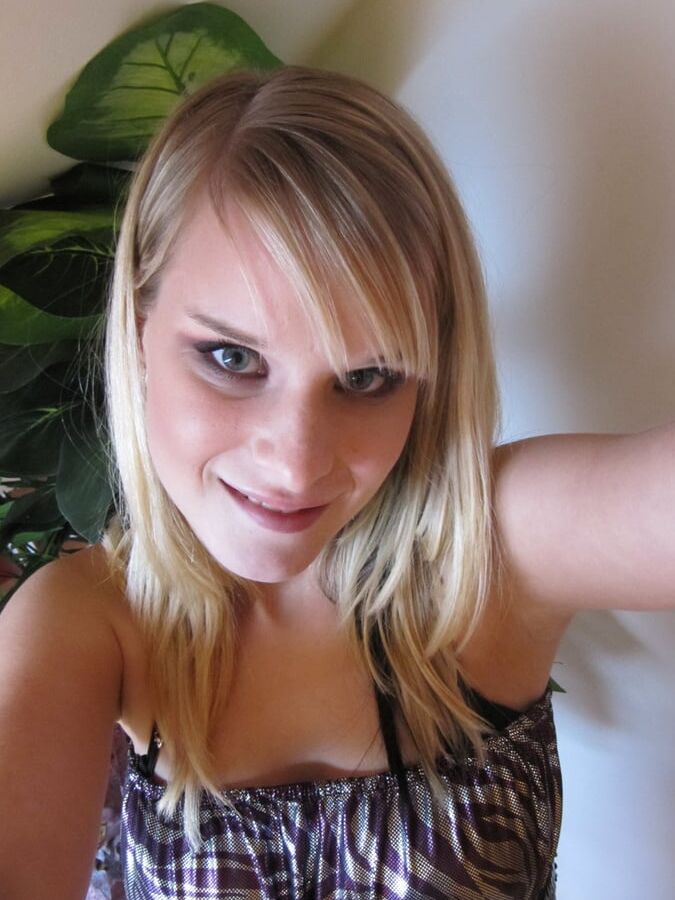 hot blonde self shoot