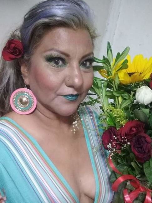 Caro hotwife