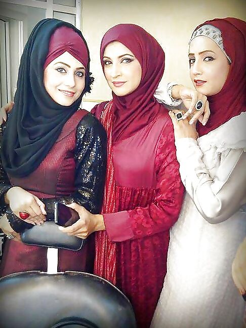 Salope voilees a detruire hijab slut