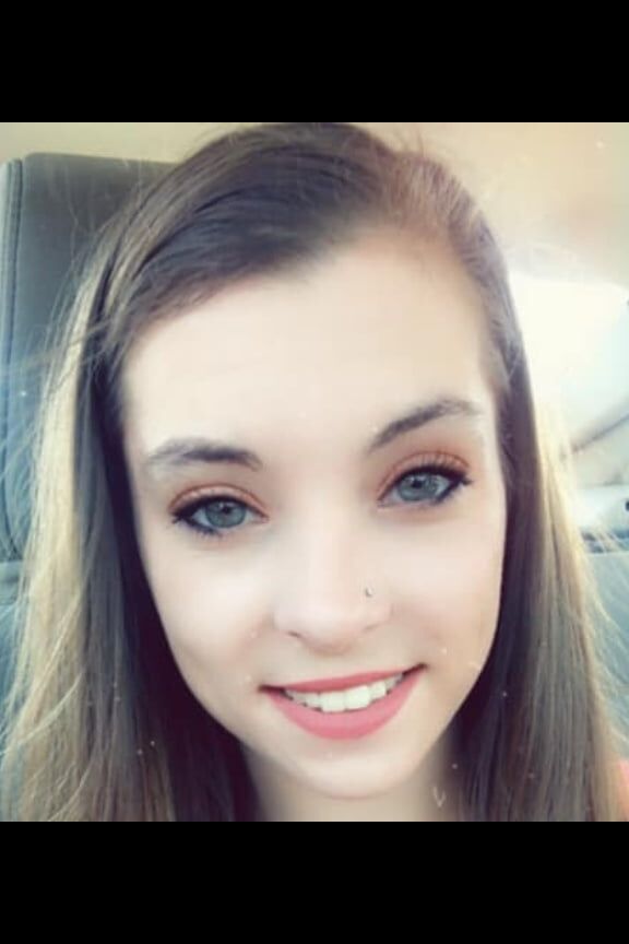 Tiny Tits of a trailer park cutie