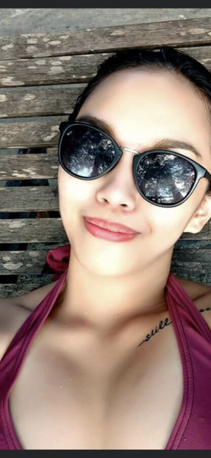 Filipino gym girl
