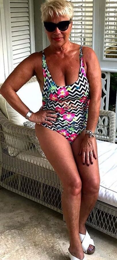 Denise Welch