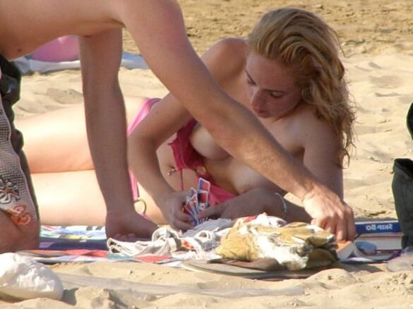Amateur Public Flashing! - !