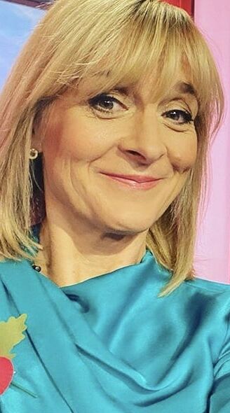 Todays Wank Target..Louise Minchin Loves To Watch Us Wank