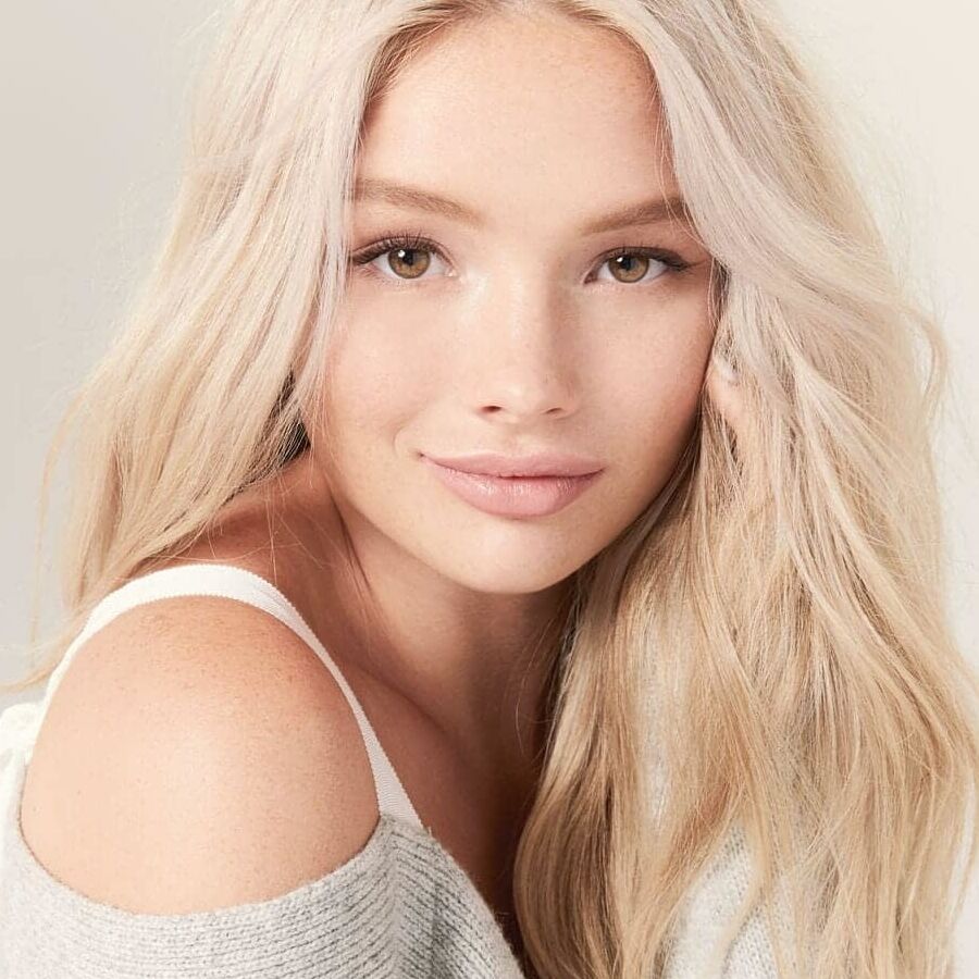 Natalie Alyn Lind