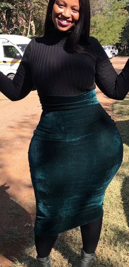 African milf bigbooty pear bbw