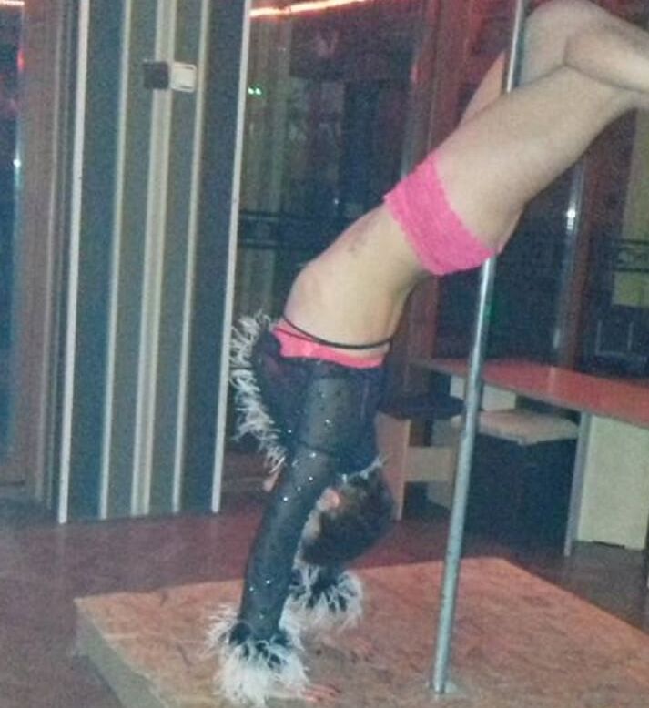 ROU ROMANIAN MILFS REAL STRIPPER, HOOKER AND MOM
