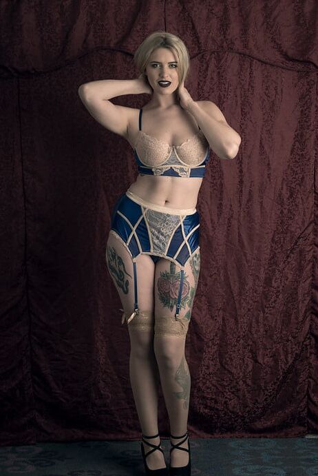 inked babe