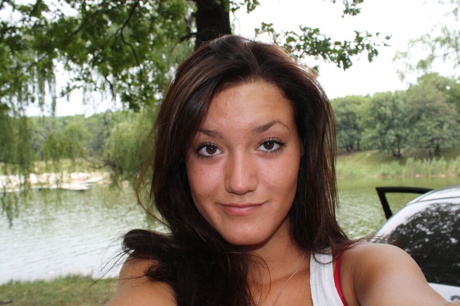 Une petite blonde