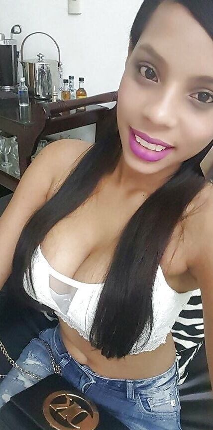 Caribian ebony Jessica Nunes