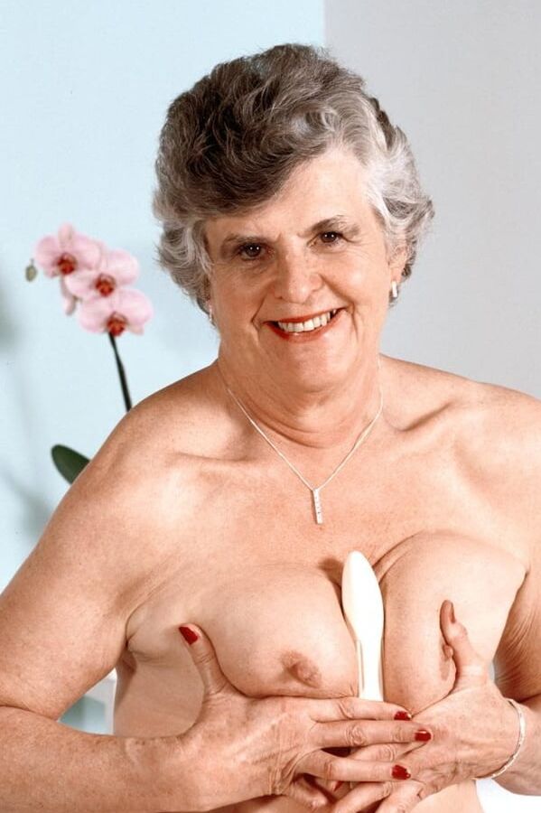 Granny Steph Dumont