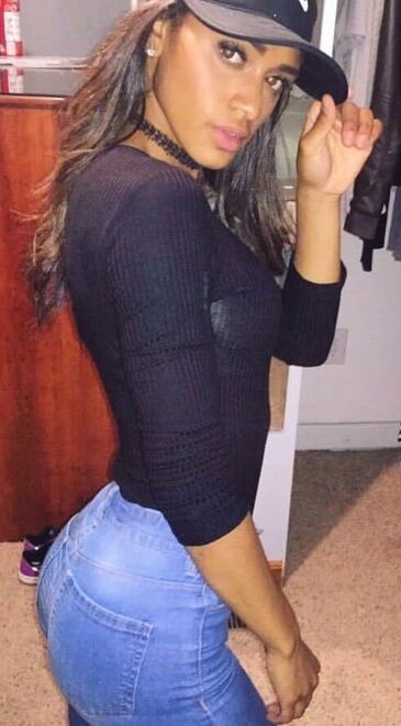 Chelle Johnson College Basketball Player