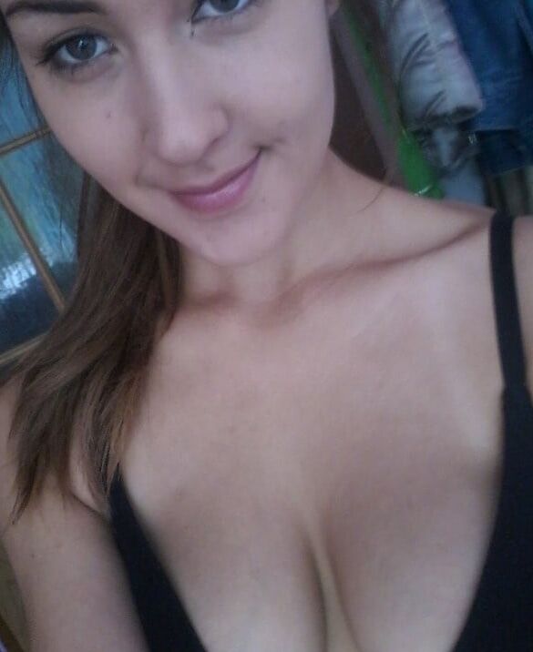 Super sexy Polish waitress