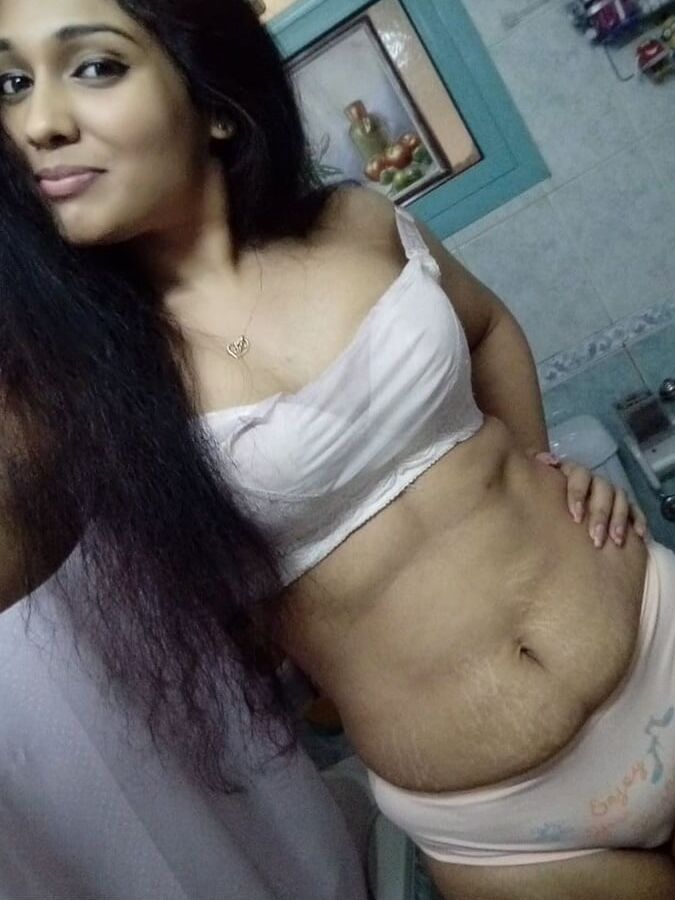 Set Tamil Telugu Mallu Hindi Kannada Indian Leak Desi Vids+