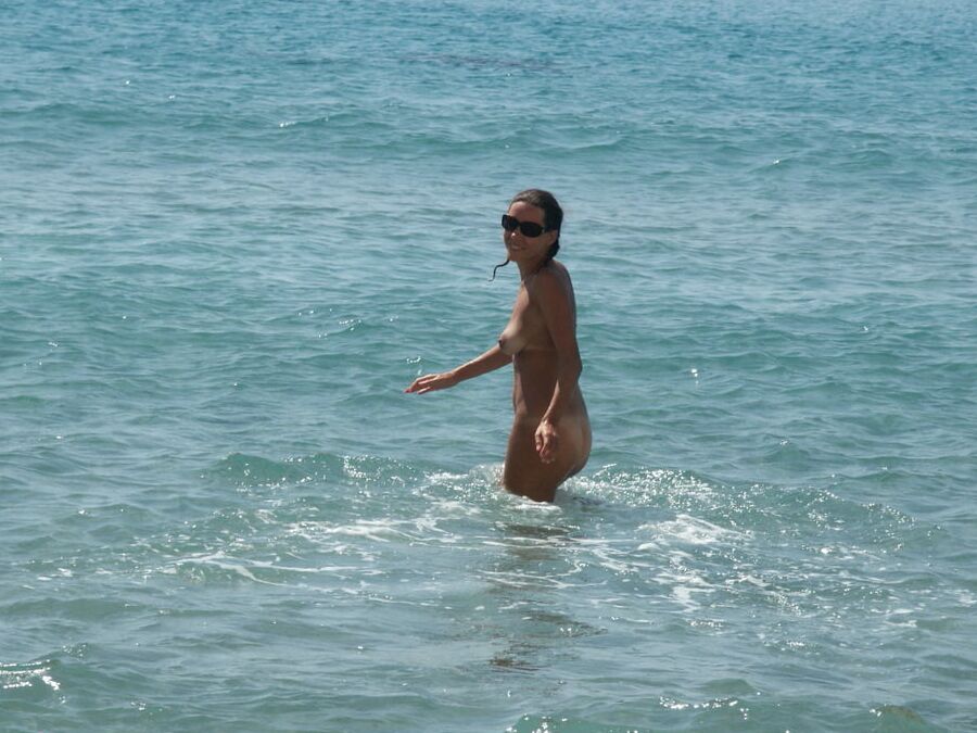 Italian Married wife slut exposed