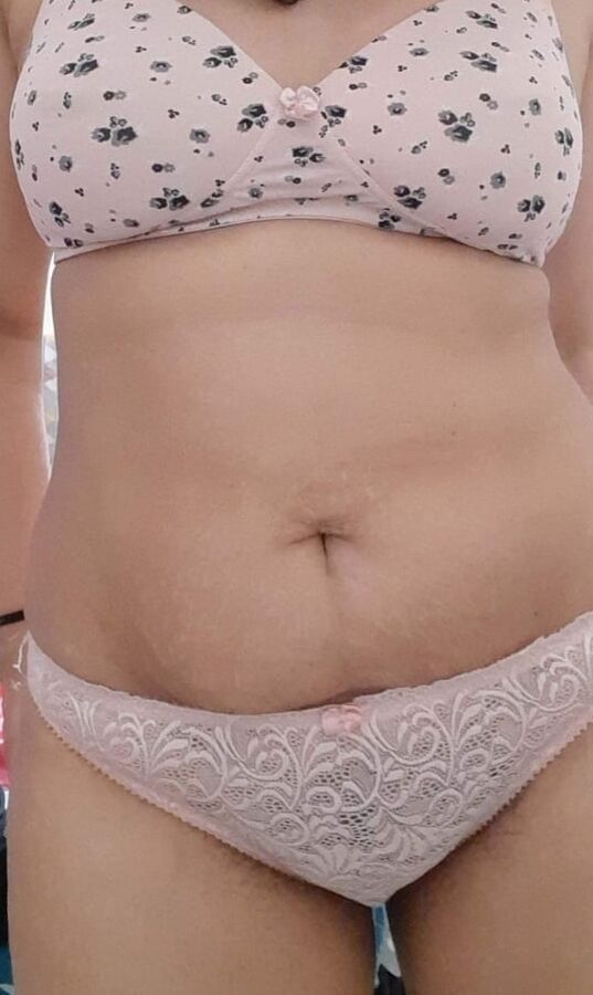 Pakistani stepmom