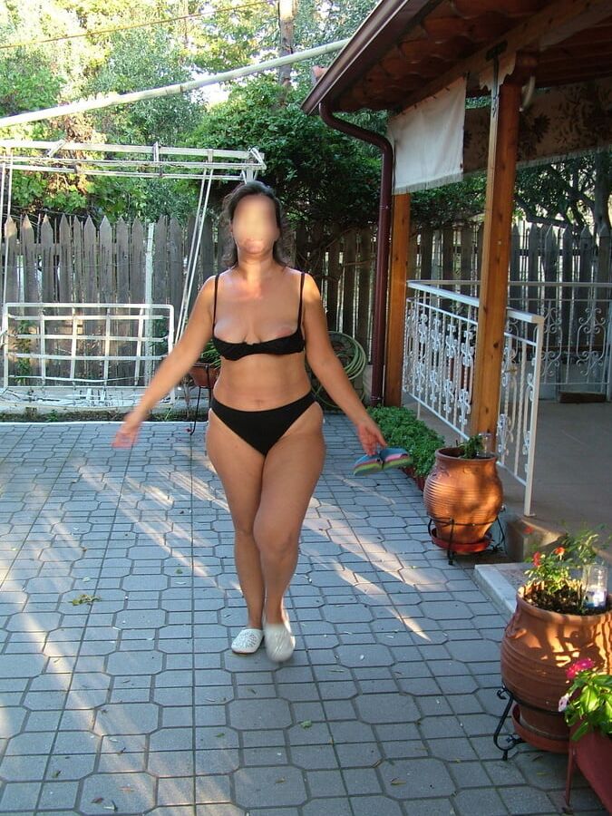 Matures in garden or yard