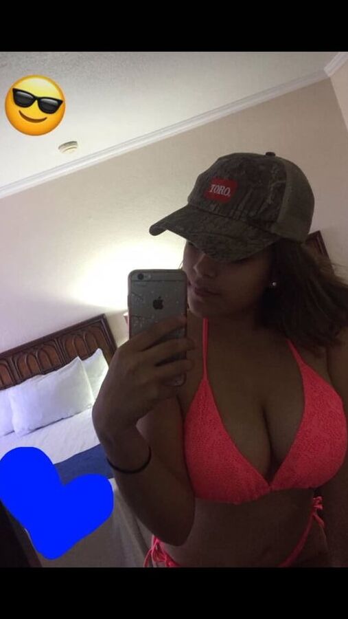 Estafania flores