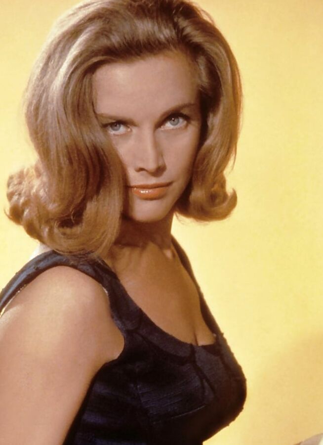 Honor Blackman
