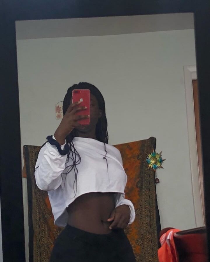 Curvy Black Babe Hogoe