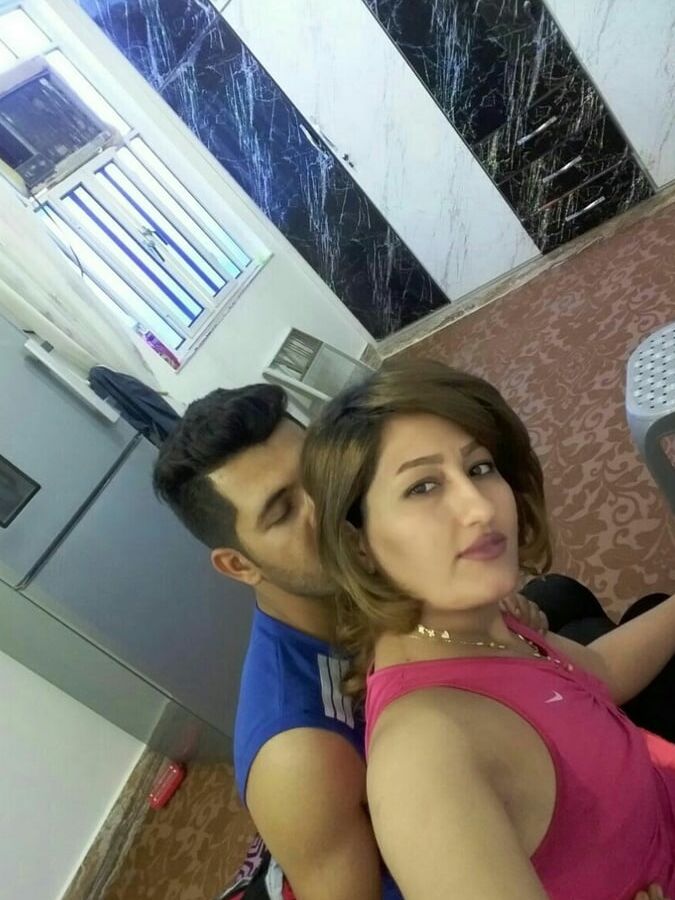 Hot Persian Iranian Couple