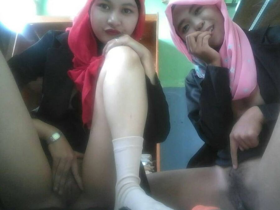 Duo Hijab