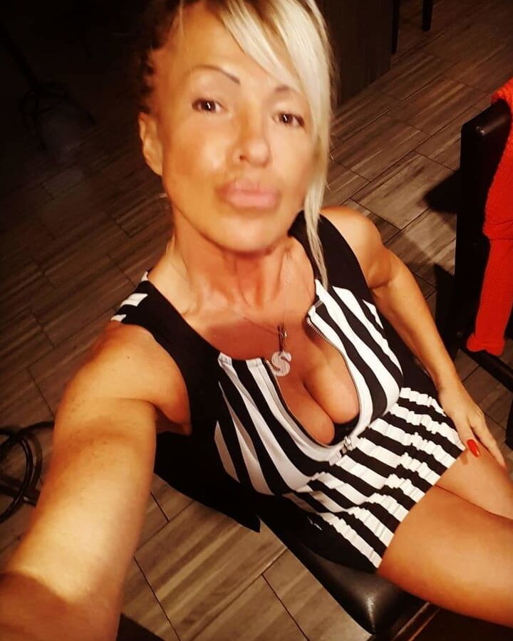 Anni die Luxus Milf