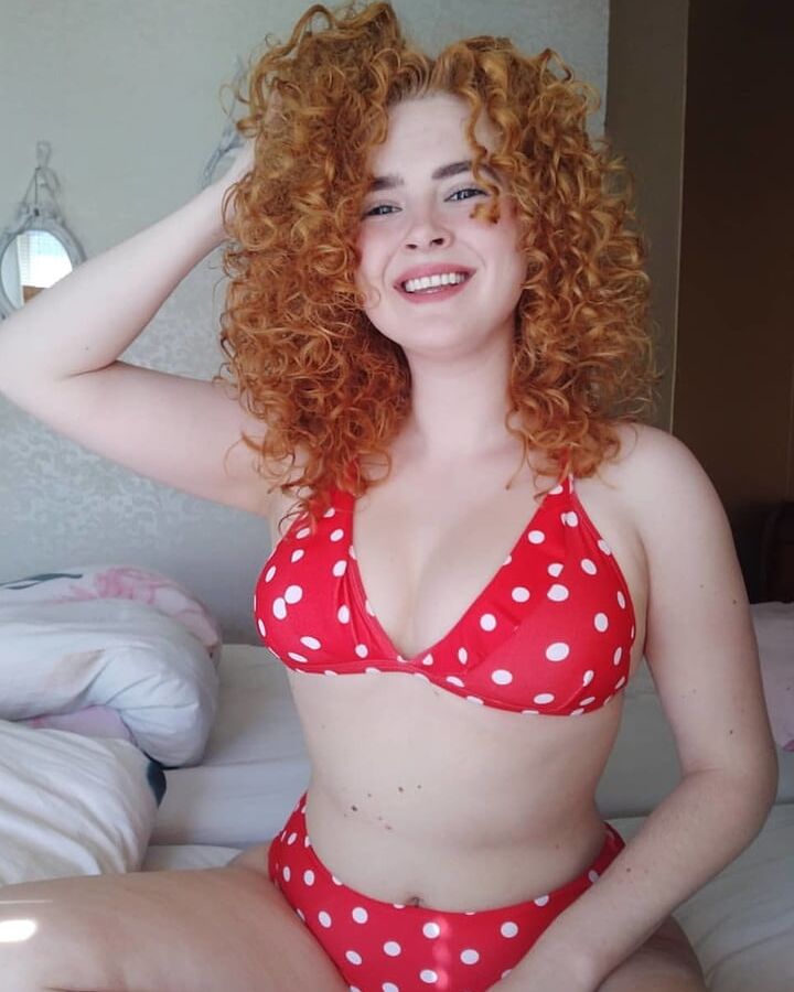 Curly Redhead Fabienne