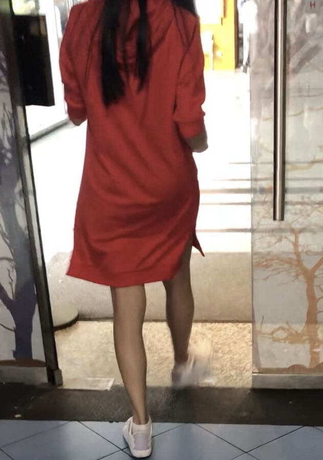 Asian Girl has a BIG ASS