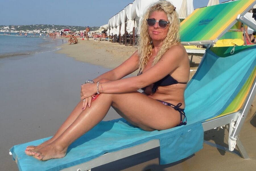 Webslut Scarlett from Milan, Italy